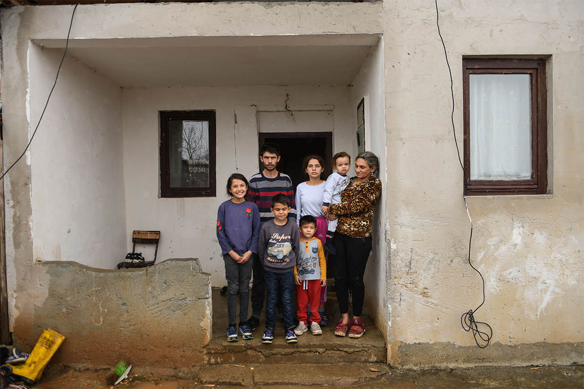 Die Familie von Erisa im Kosovo