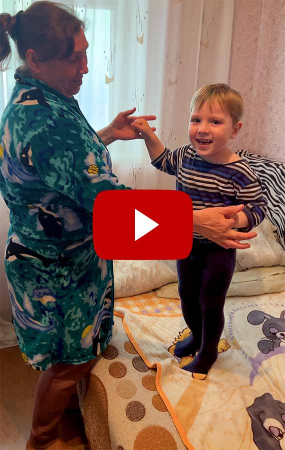 Video: Aurel aus Moldau kann wieder lachen